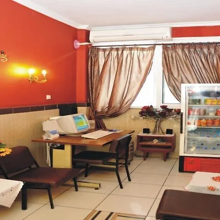 فندق الإسكندرية *