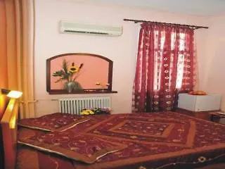 فندق الإسكندرية *